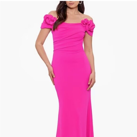 Betsy & Adam Dresses & Skirts - NWT New Betsy & Adam Off-the-Shoulder Stretch Ruffle V-Back Gown Size 4 Dress